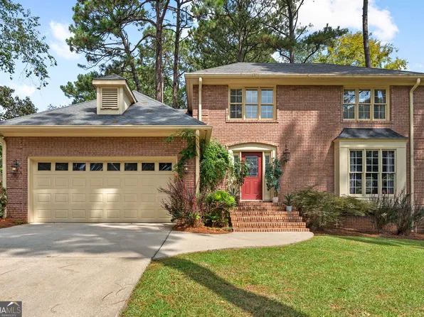 105 Fernwood Dr, Warner Robins, GA 31088