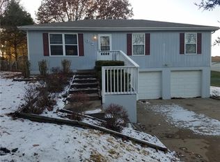 1312 Milwaukee St, Excelsior Springs, MO 64024