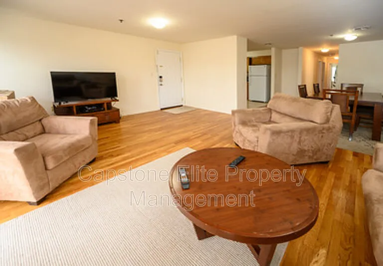 117 Hudson St #2-2-3 — Photo 6