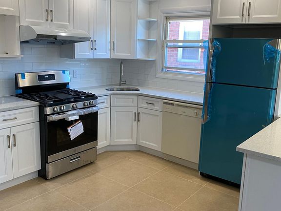 2nd image of 1519 209th St Floor 3