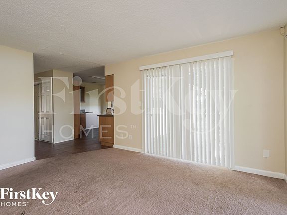 3rd image of 12113 Mangloe Ct