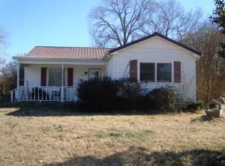 212 Highway 69 S, Camden, TN 38320