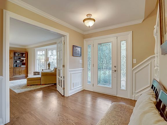 2nd image of 1332 N Borde Ct