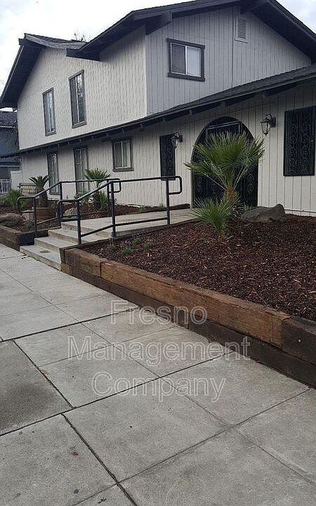 1st image of 1414 W Swift Ave Unit 101