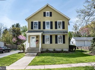 15 Lafayette St, Hopewell, NJ 08525