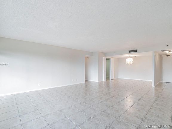 5th image of 3200 N Port Royale Dr N #608