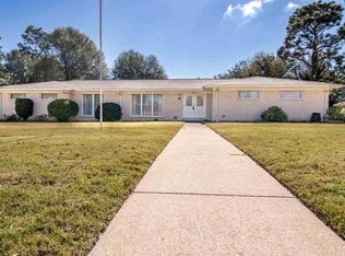 4065 King Arthur Dr, Pensacola, FL 32514