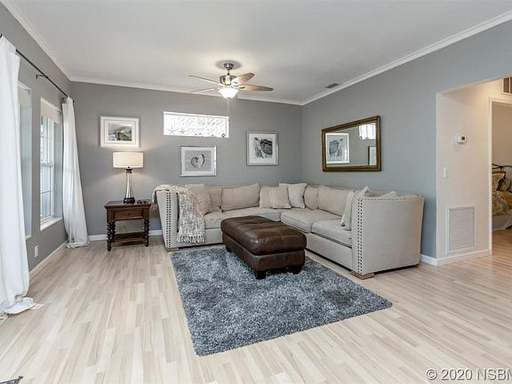 4th image of 219 Alma Ct