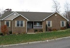 2nd image of 424 Lynchburg Ln