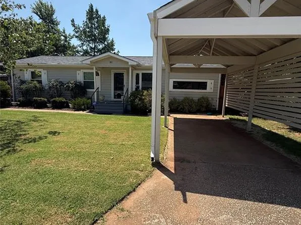 811 2nd St, Maysville, OK 73057