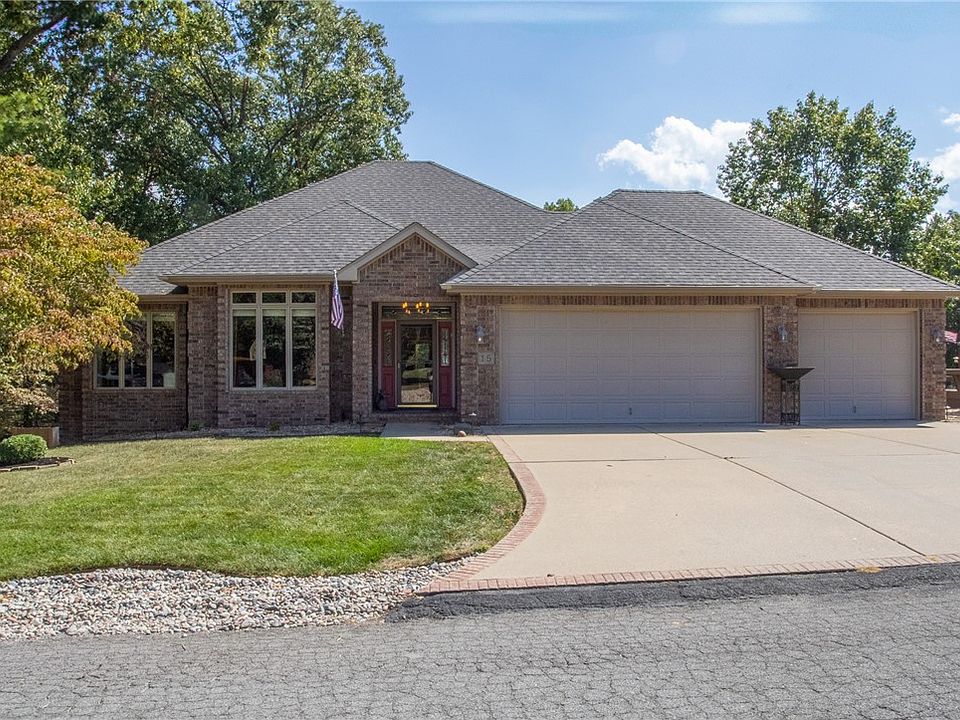 1st image of 15 Monikie Cir