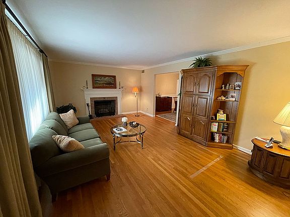 5th image of 1530 Kenwood Dr