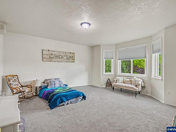 5th image of 2153 Tanager Ave NW