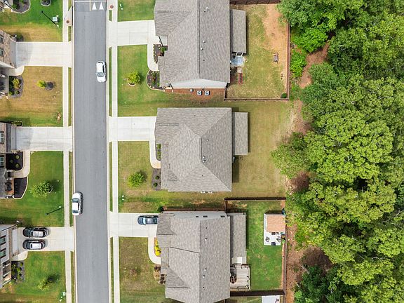 4th image of 355 Henson Farm Dr