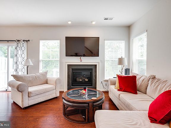 3rd image of 12767 Lotte Dr