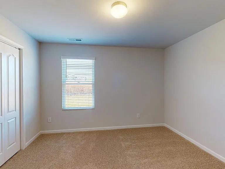 129 Maple Tree Ln — Photo 15