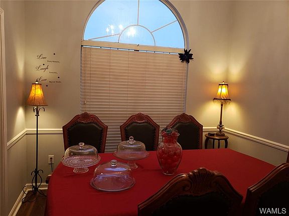 5th image of 4614 Revere Way