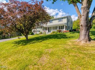 10 Park Dr, Lanesboro, MA 01237