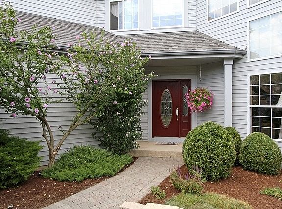 2nd image of 1168 Alder Ln