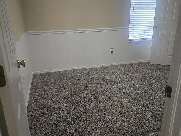 11232 S Nandina Ave — Photo 15
