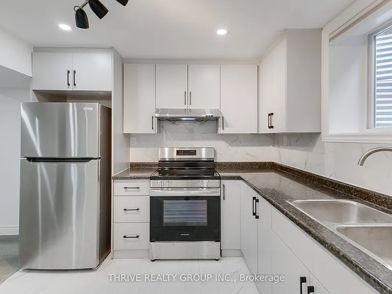 2043 Cedarpark Dr #LOWER — Photo 4
