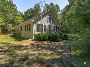 1768 Fleeton Rd, Reedville, VA 22539