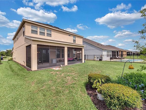 5th image of 8293 Bayview Crossing Dr