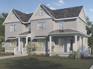 18 Fieldstone Ln, Natick, MA 01760