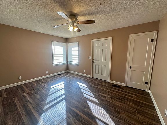 2nd image of 205 E 14th St #1