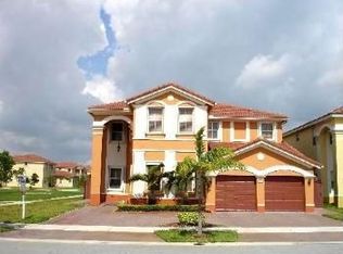 18078 NW 89th Pl, Hialeah, FL 33018
