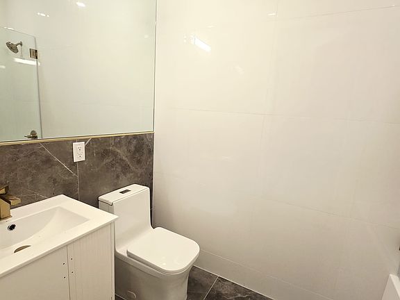 5th image of 50 Grace St #1A