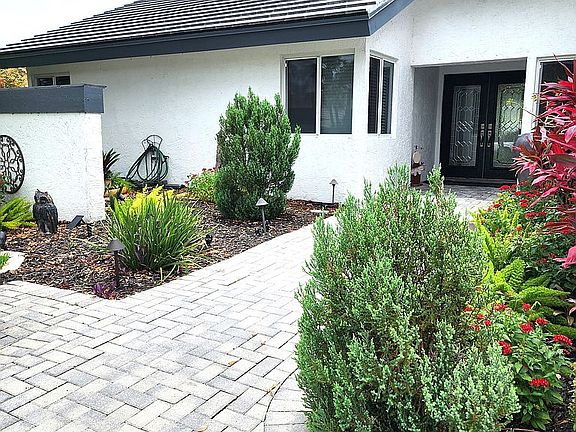 2nd image of 2415 SW 35th Ave