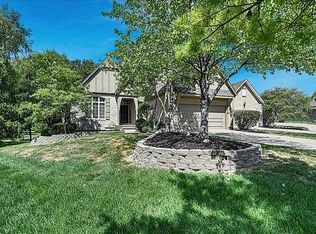 10930 S Cottage Ct, Olathe, KS 66061