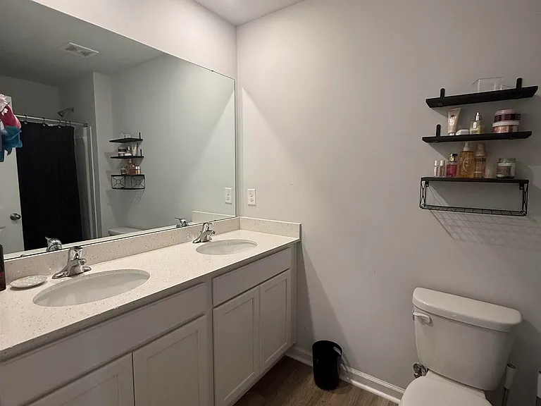 1510 Heritage Cir SE — Photo 12