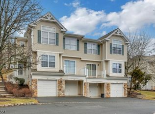 24 Dudley Ct, Green Brook Twp., NJ 08812