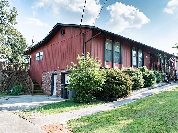 3rd image of 1244 Deneen Ln