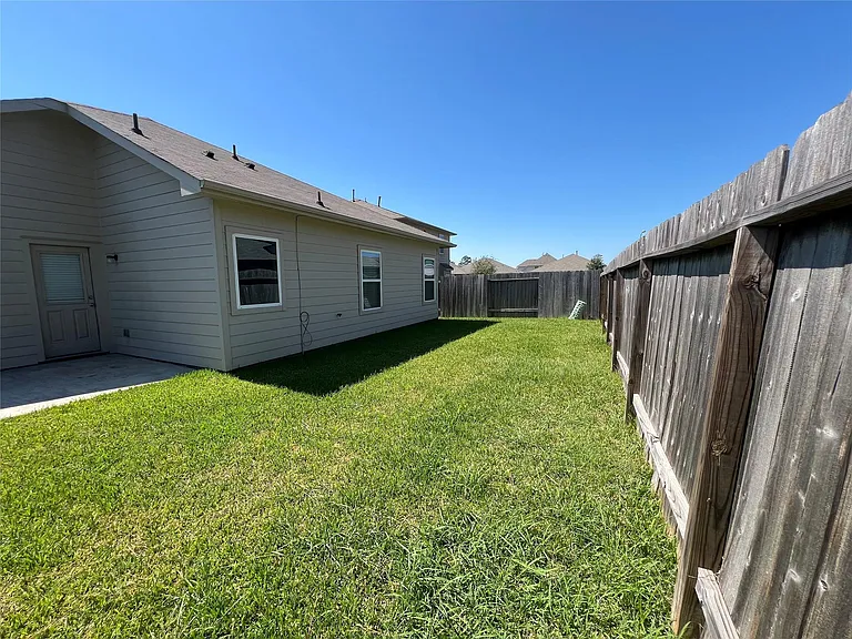 1507 Bella Garden Ct — Photo 22