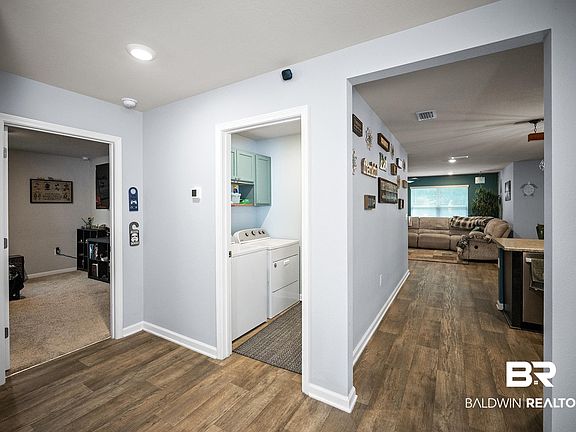 5th image of 241 Rhineheart Ln
