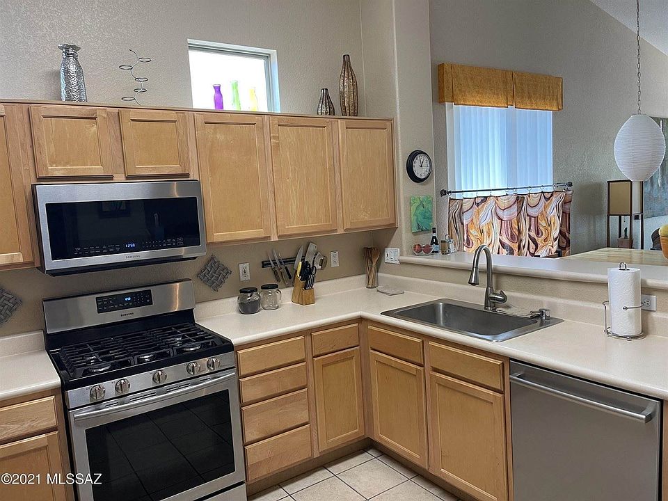 1st image of 7546 W Wandering Coyote Dr