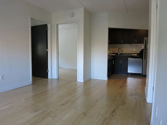 2nd image of 1810 3rd Ave APT B3d