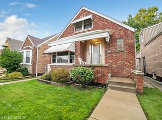 6725 S Karlov Ave, Chicago, IL 60629