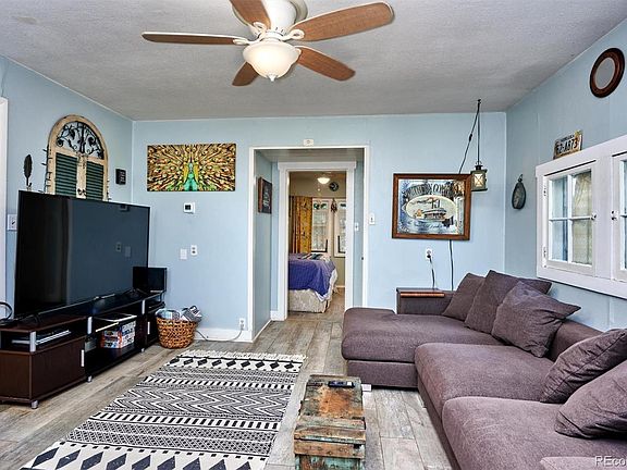 4th image of 746 Stuart Street