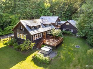 613 Summerland Rd, Bellingham, WA 98229