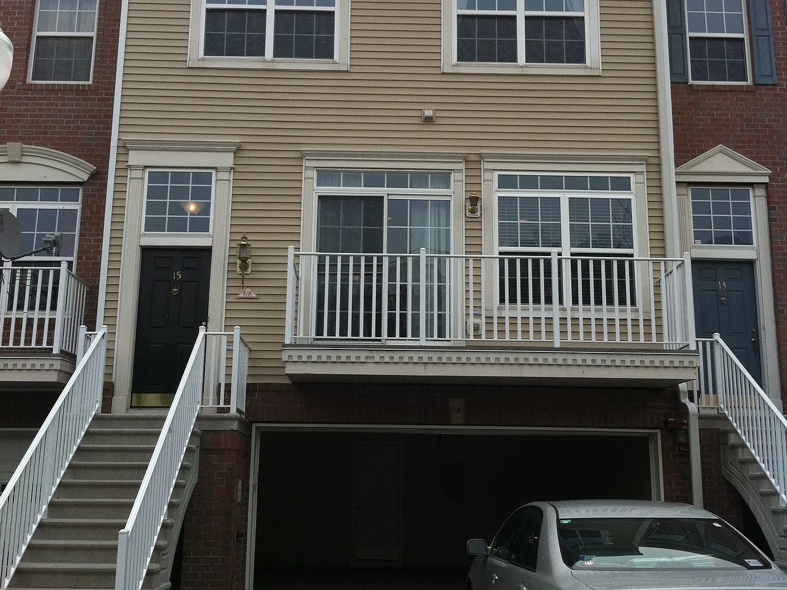 15 Hudson Ct — Photo 1