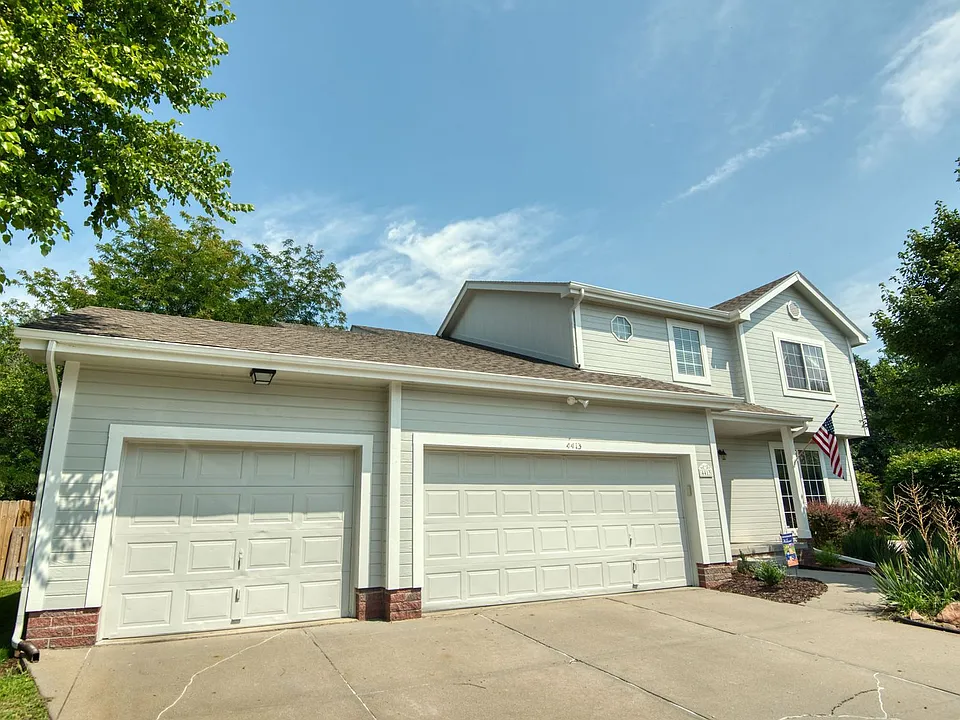 4413 S 176th Ave