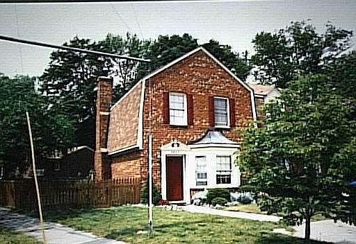 2nd image of 5807 Rivermill Cir