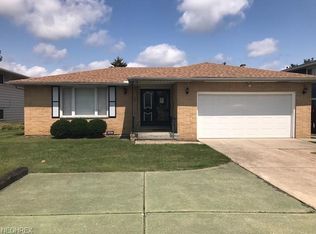6327 Ridgebury Blvd, Mayfield Heights, OH 44124