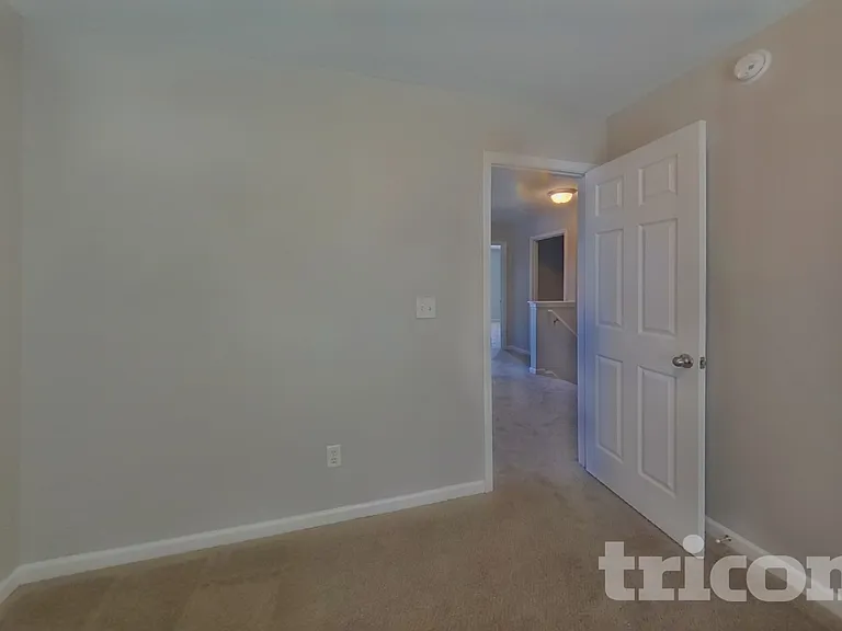 248 Eagle Pointe Dr — Photo 12