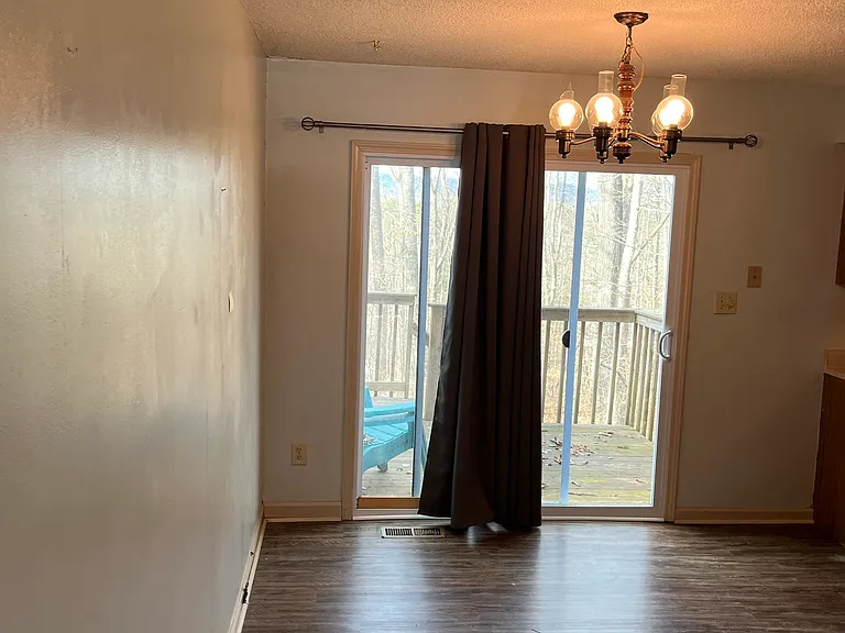 111 High Point Ln — Photo 7