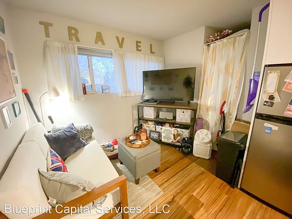 5th image of 2101 7th Ave W APT 302